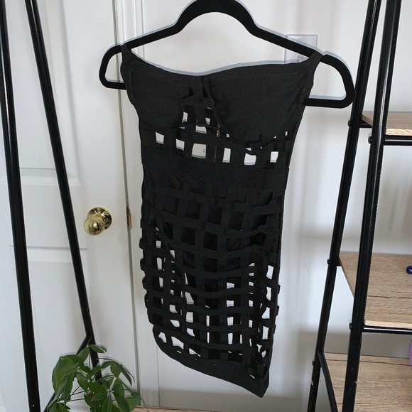 party dress - Picture 2 of 3